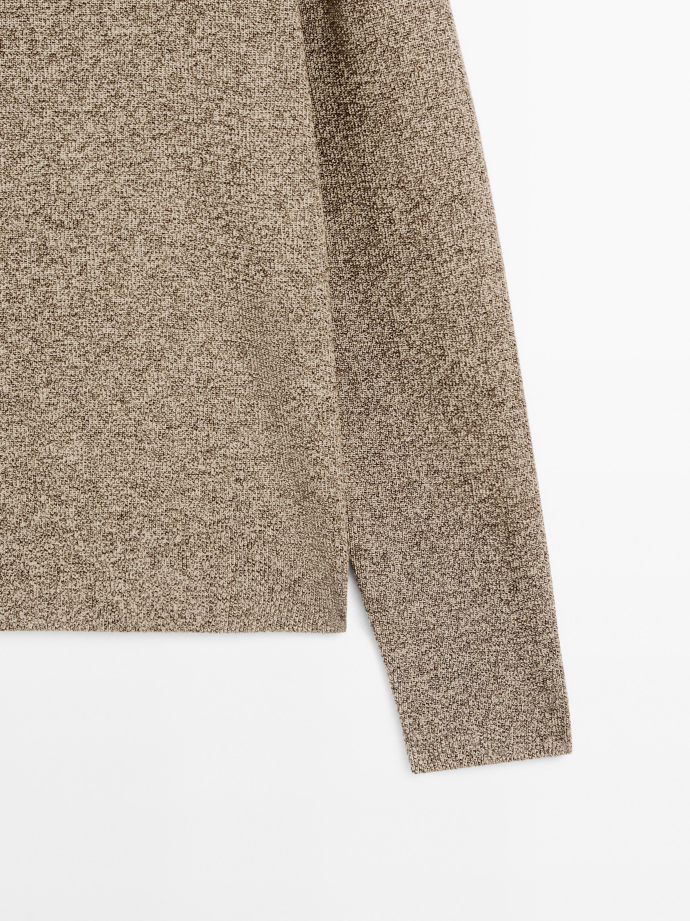 100% cotton mouliné knit sweater